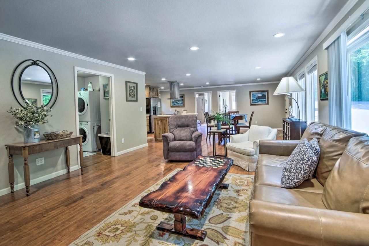 Coos Bay Retreat Less Than 2 Mi To Marina And Casino! Экстерьер фото